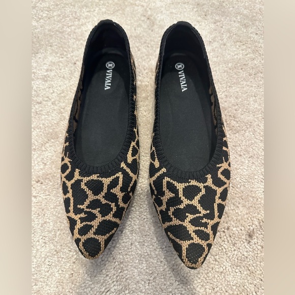 Vivaia Pointed-Toe Ballet Flats (Aria 5°) leopard print size 38/7-7.5 - Picture 2 of 4